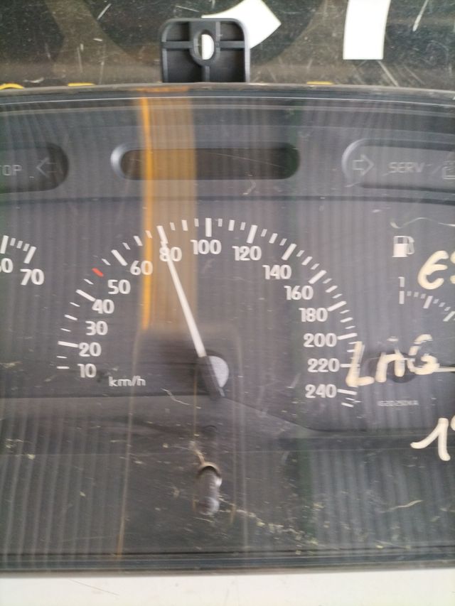 Cuadro de instrumentos Renault Laguna 1 Gasolina o Diesel
referencia original : 7700416806