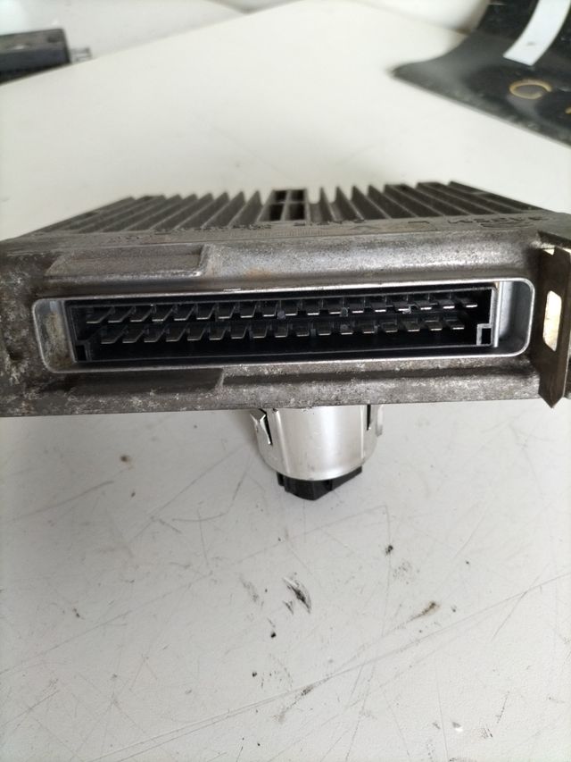 centralita motor Renault /sagem
referencia original : 7700108455 - 7700868295 - 7700108487
