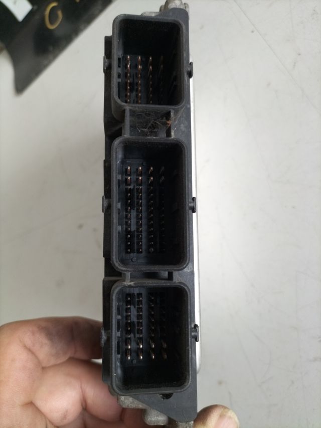Centralita motor FORD Fiesta - Fusion 1.6 Tdci /Bosch Referencia 0281012249
5S61-12A650-ED - 5S61-12A650ED