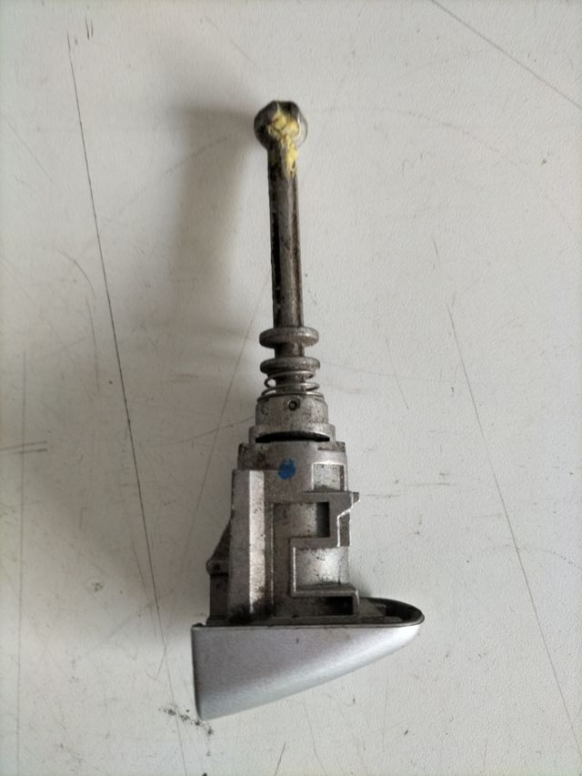 Clausor de arranque + cerradura de puerta peugeot 407