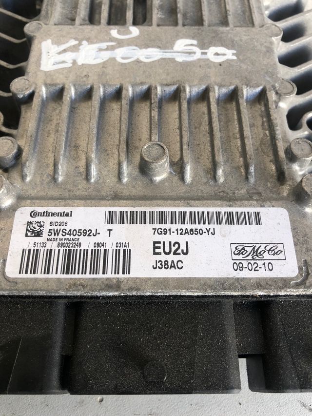 Centralita motor ford Mondeo 1.8 tdci
Referencia original : 5ws40592j - T