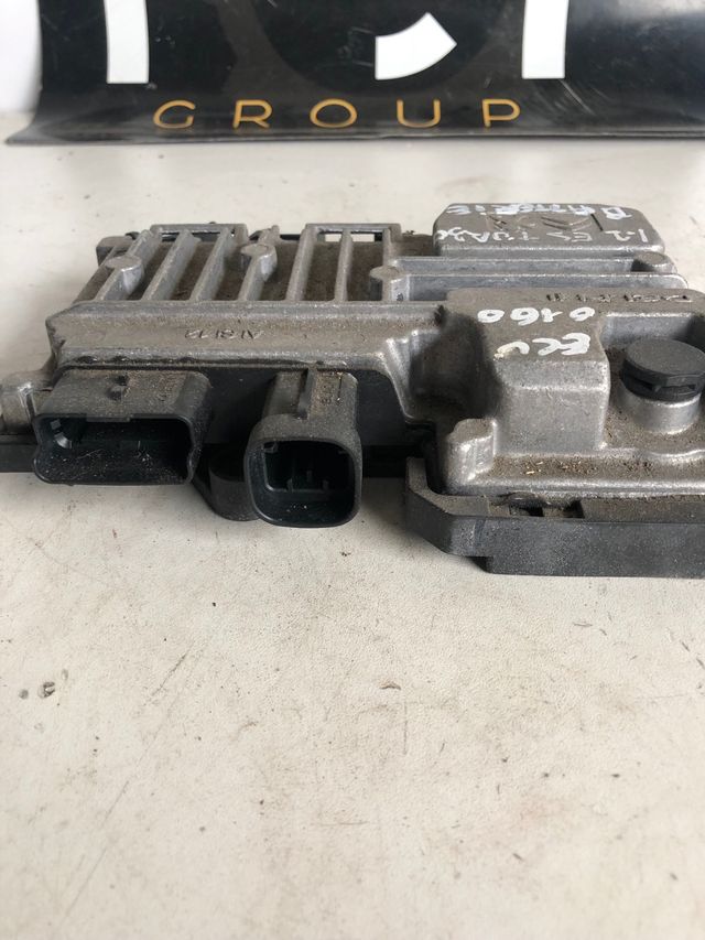 Centralita start stop peugeot 208 / 2008 1.2 THP Turbo
Referencia original : 9819596180