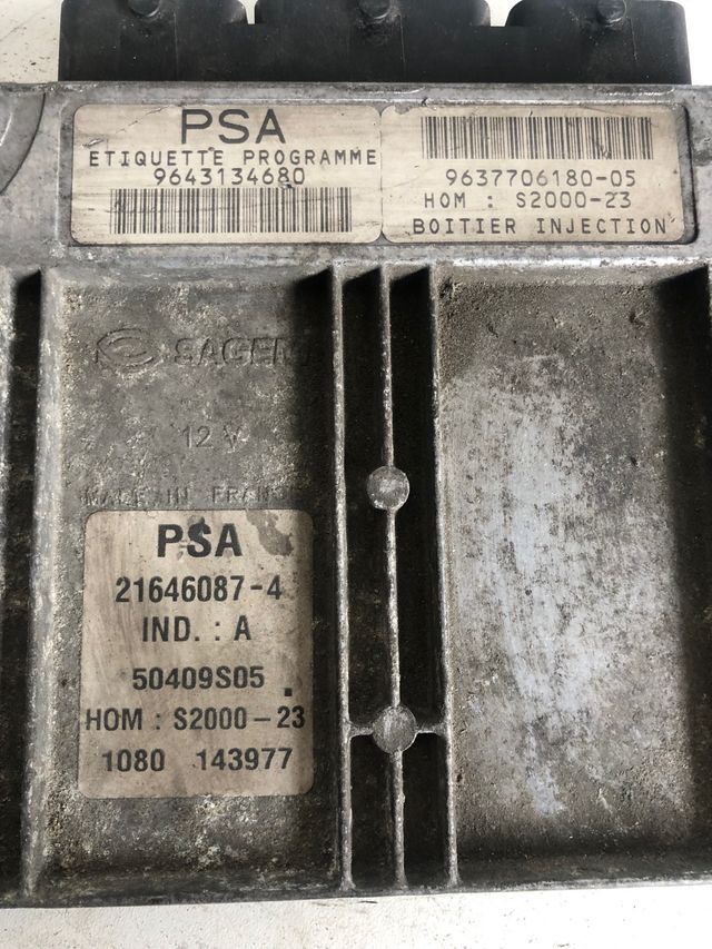 Centralita motor peugeot 206 1.4 gasolina
Referencia original : 9637706180 / 9643134680