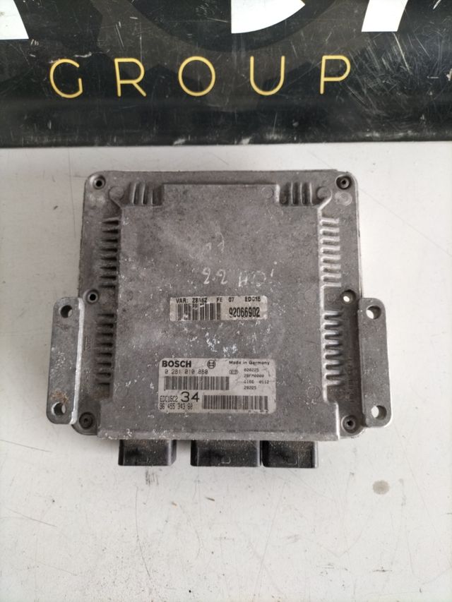 Centralita motor Peugeot Citroën 22 HDI EDC15C2
Referencia Bosch : 0281010880
Referencia original : 9645534380