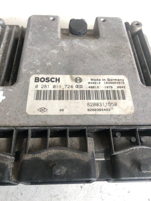 Centralita motor Renault espace 4 2.2 dci
Referencia original : 8200311550
Referencia Bosch : 0281011724