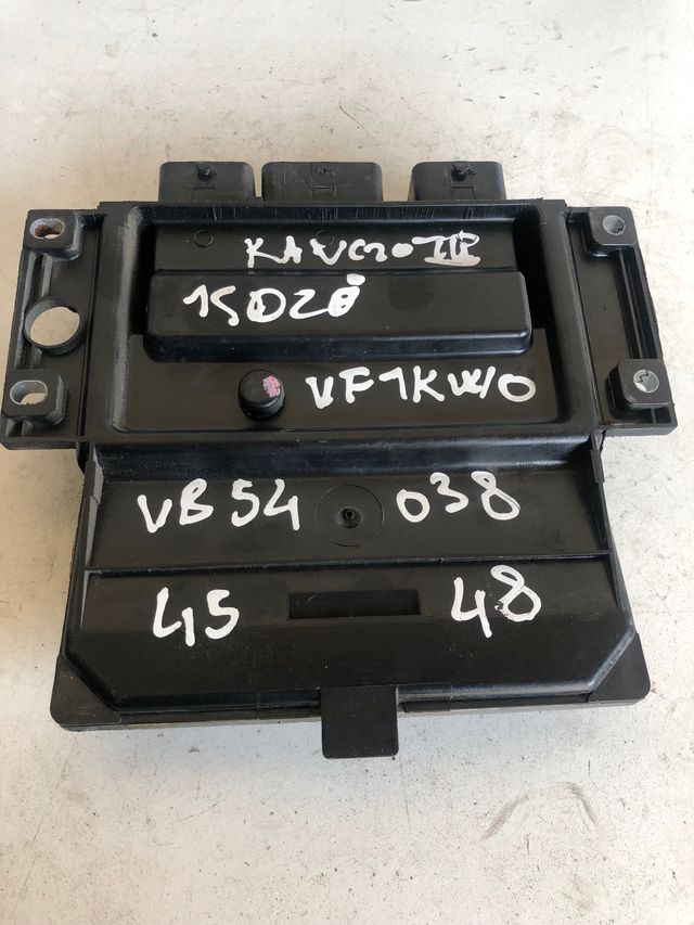 Centralita motor ecu uce delphi Renault clio III / kangoo 1.5 dci
Referencia original : 8200911560 / 8200909666 / DCM1.2