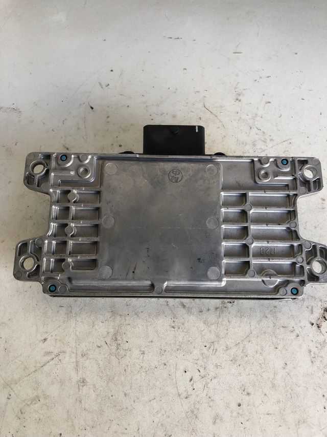 Centralita motor Nissan Renault koleos 2.0 l DCI
Referencia original : 310320277R