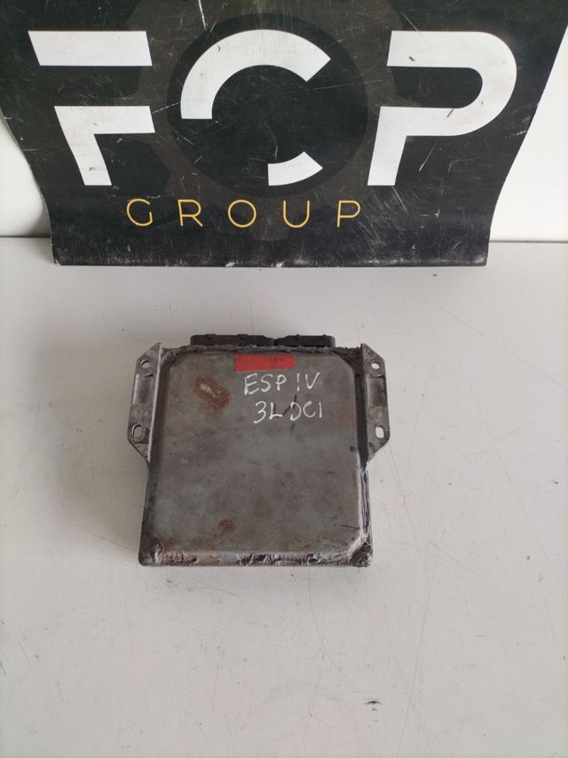 Centralita motor ecu Renault espace IV / Saab 95 3.0L dci automatico referencia original : 8972408662 / 275800-0992 / 5166996