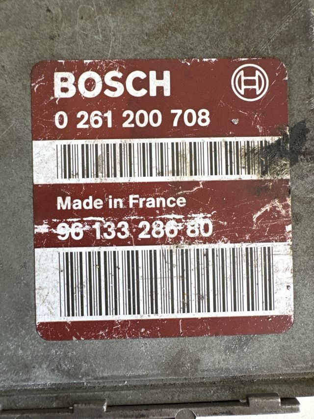 Centralita motor Peugeot 106 / Citroen ax 1.4 referencia original : 9613328680 Referencia Bosch : 0261200708