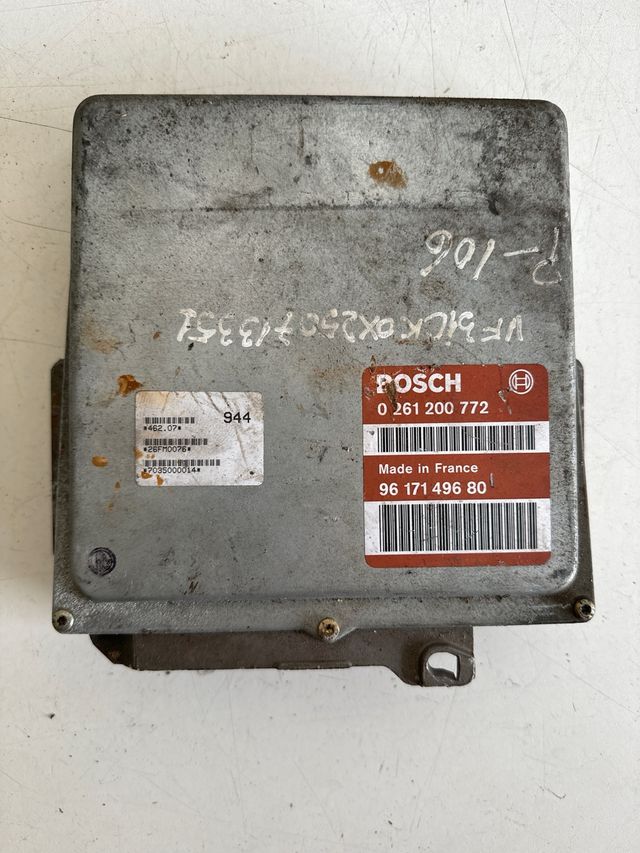 Centralita motor Peugeot 106 / Citroen ax 1.4 bosch Referencia original : 9617149680 Referencia Bosch : 0261200772