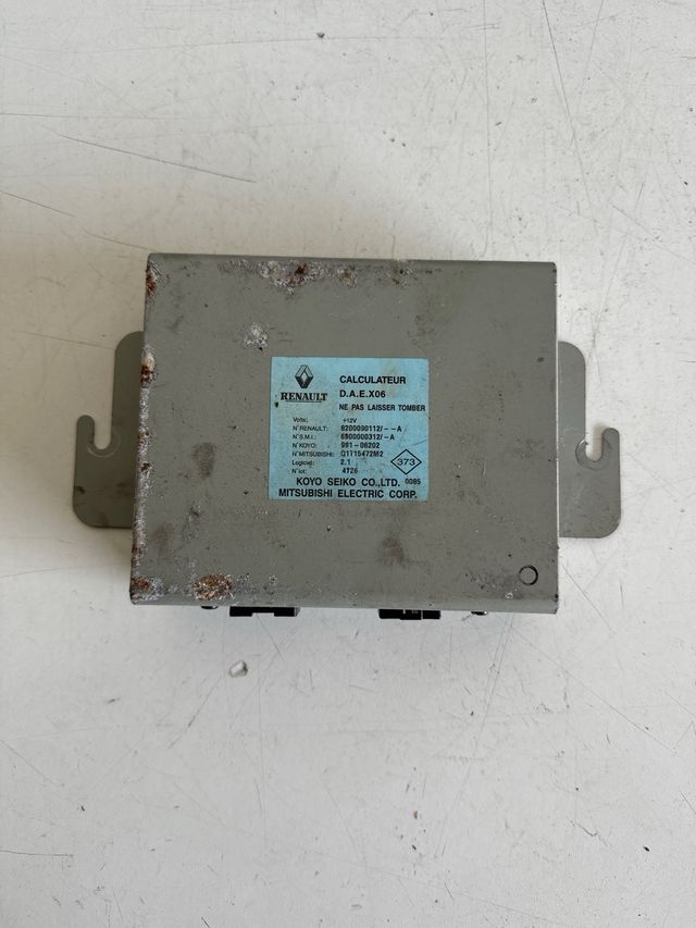 Centralita direccion asistida renault twingo DAE X06 Referencia original : 8200090112 / 6900000312 / 991-06202 / Q1T15472M2