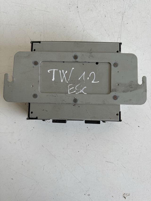 Centralita direccion asistida renault twingo DAE X06 Referencia original : 8200090112 / 6900000312 / 991-06202 / Q1T15472M2