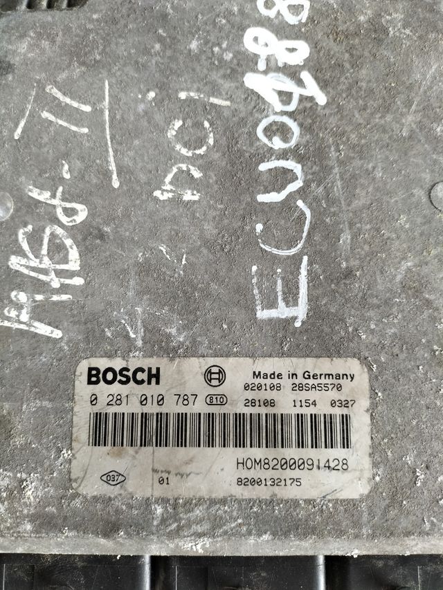 Centralita motor Renault Referencia Bosch : 0281010787 Referencia Renault : 8200091428 / 8200132175