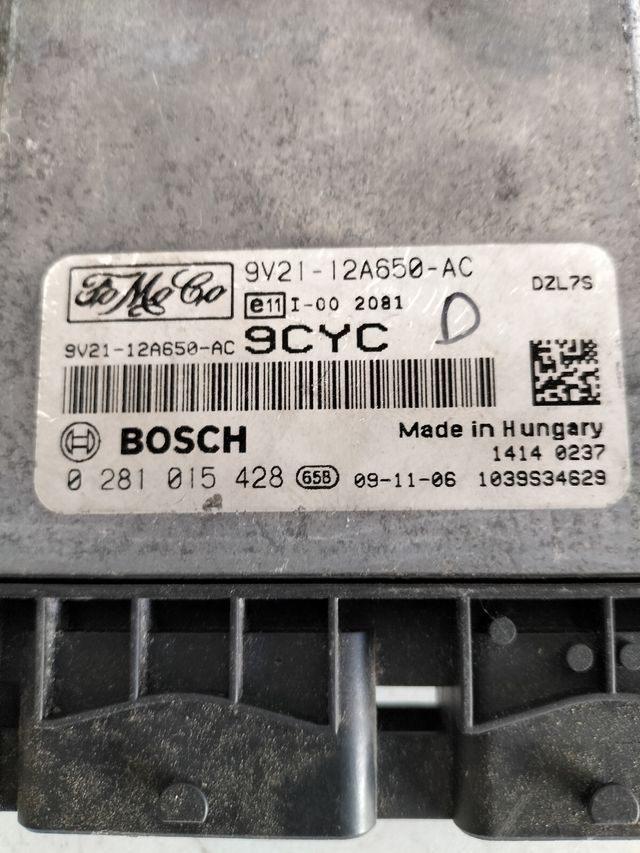 Centralita motor Ford Fiesta V 1.6 Hdi Referencia Bosch : 0281015428 9V21-12A650-AC