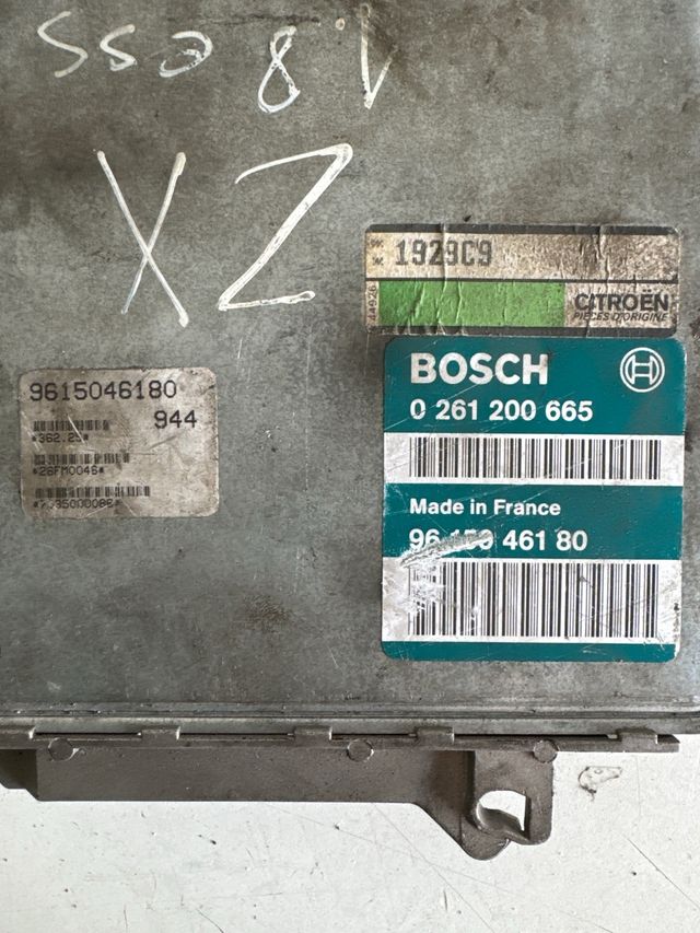 Centralita motor uce Peugeot Citroen bosch Referencia Bosch : 0261200665 Referencia original : 9615046180