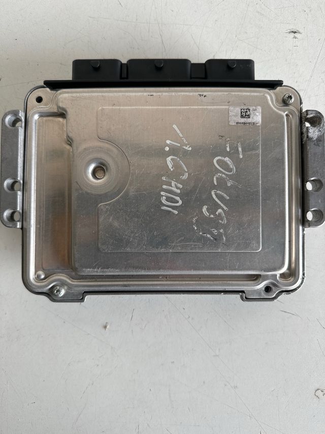 Centralita motor Bosch ford focus Referencia Bosch : 8M5112A650LB / 0281011701