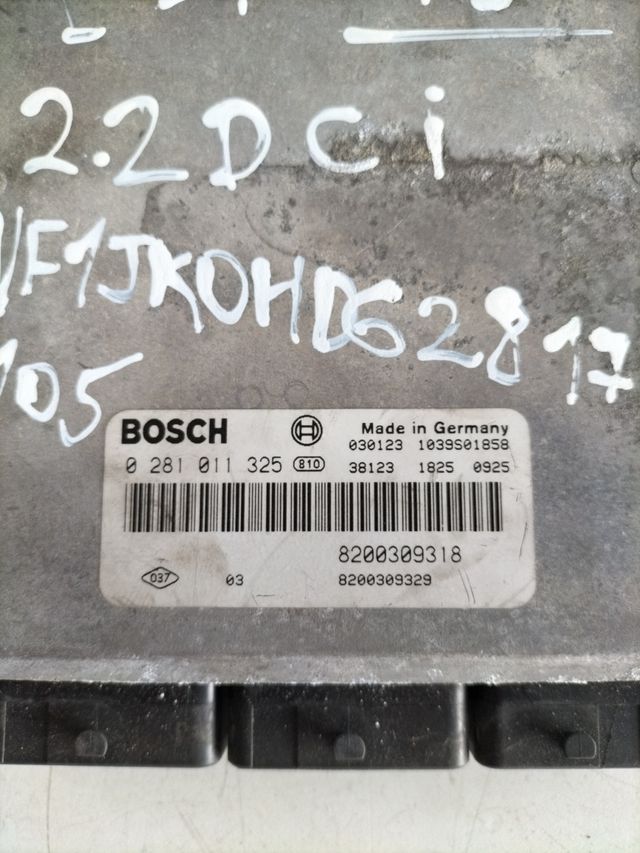 Centralita motor + Tarjeta de arranque Referencia original : 8200309318 Referencia Bosch : 0281011325 Renault espace IV 2.2 Dci