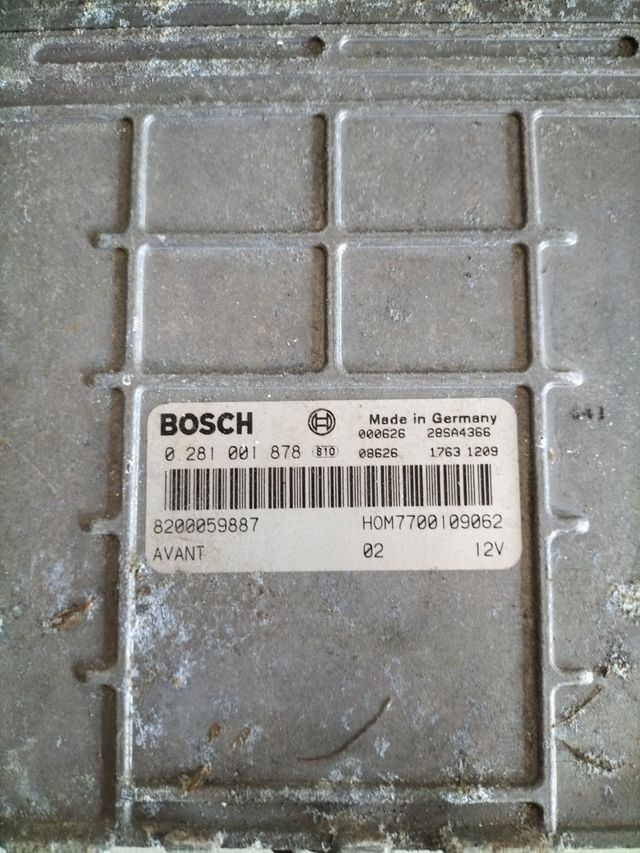 Centralita motor Renault réf Bosch : 0281001878 Referencia original Renault : 7700109062 - 8200059887