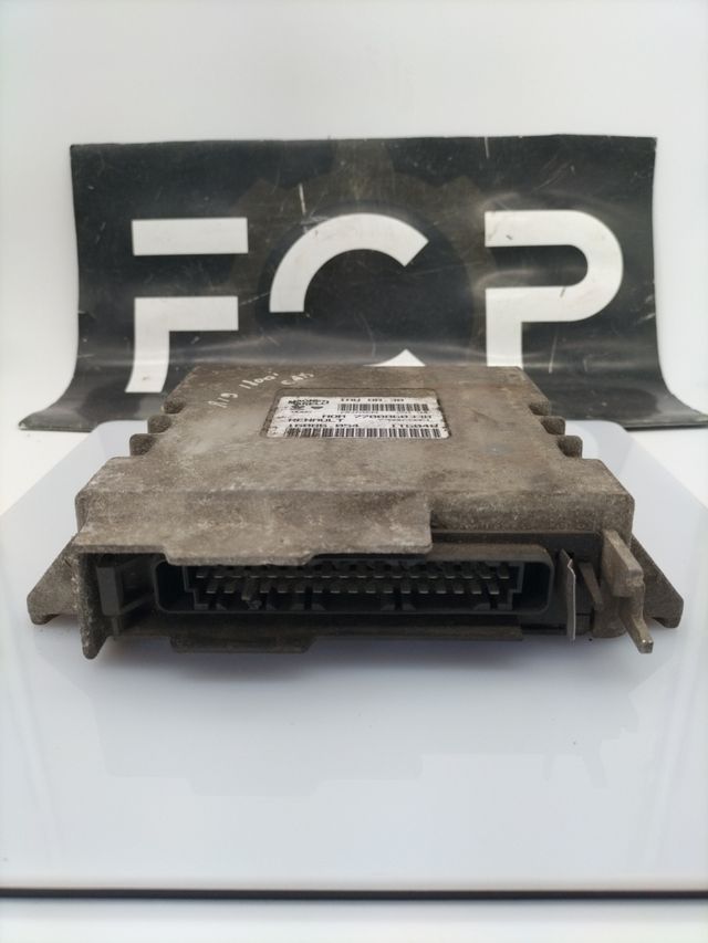 Centralita motor Renault R19 1.8 i Gasolina Magneti Marelli IAW 8R.30 Referencia original : 7700860338 - 7700870061   16086.054    ITG048