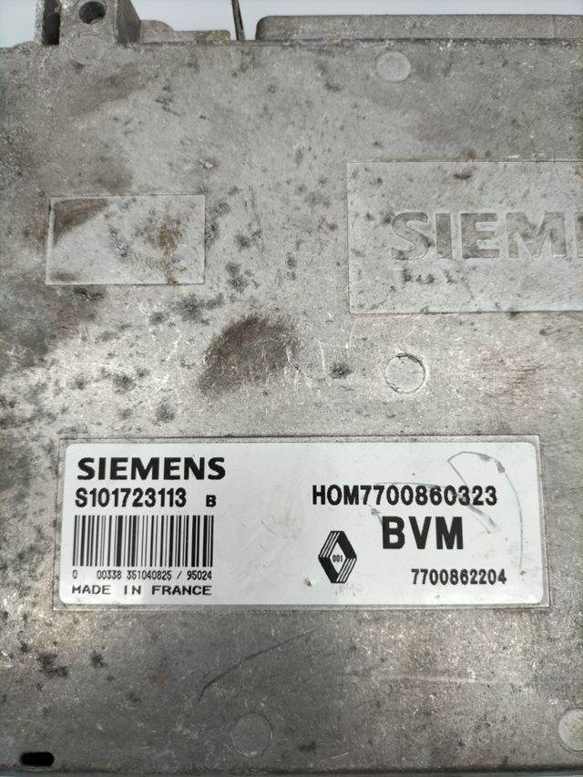 Centralita motor Renault ESPACE II 2.0 gasolina Referencia original : 7700860323 - 7700862204 Referencia Siemens : S101723113