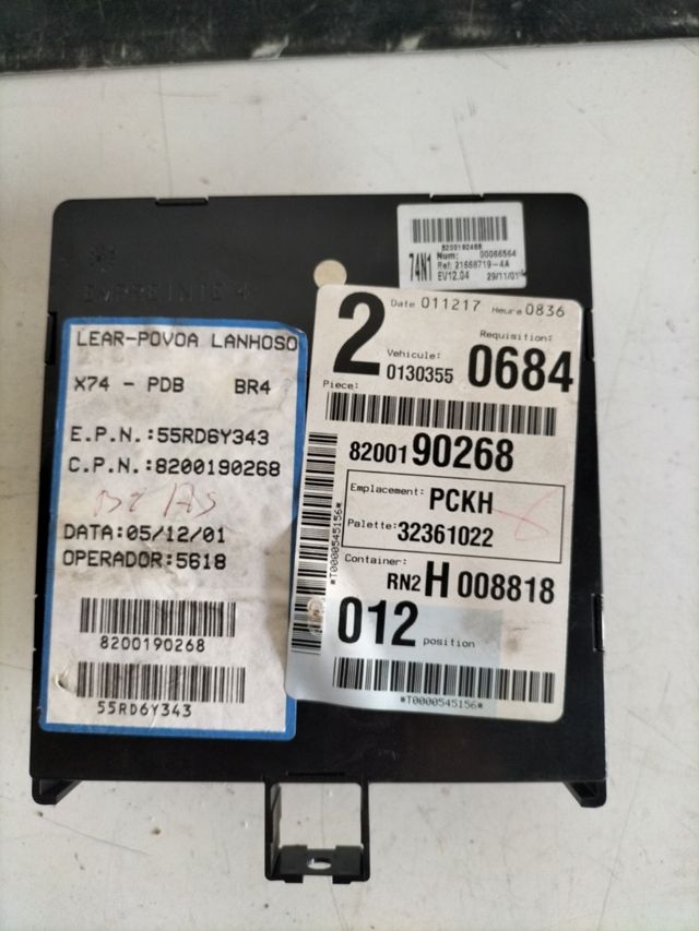 Caja de reles UCH RENAULT Referencia original : 8200190268