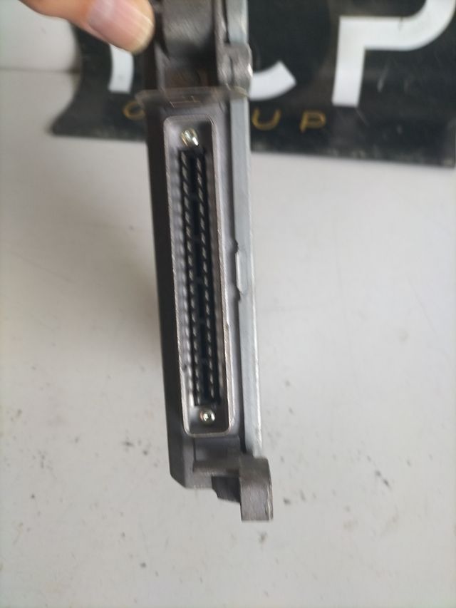 Centralita motor Renault Megane Referencia original : 7700864451 - 7700874461 referencia Siemens : S111730108