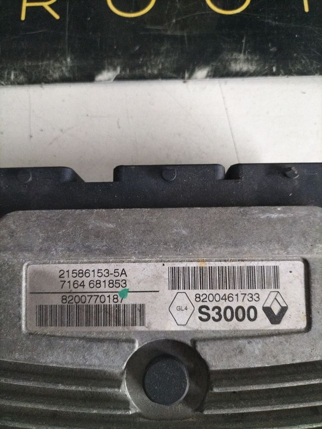 Centralita motor Renault Clio 3 RS 2.0 Gasolina197cv Referencia original : 8200770187 - 8200461733 Johnson controls : 21586153-5A - 7164681853