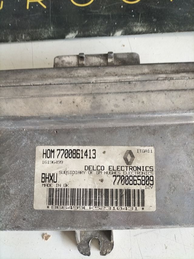 Centralita motor Renault R19 1.4 gasolina Delco electronics Referencia original : 7700861413 - 7700865809