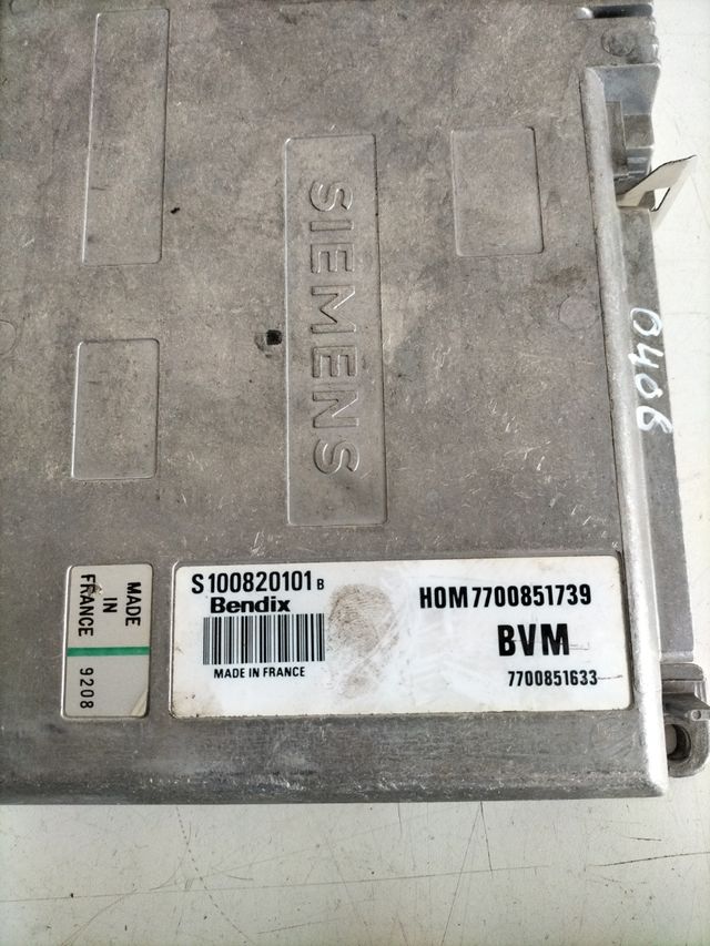 Centralita motor Renault Referencia original : 7700851739 -7700851633 Referencia Siemens/ Bendix : S100820101