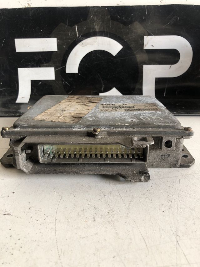 Centralita motor peugeot 406 2.0 16V Gasolina Referencia original : 9624518380 Referencia Bosch : 0261204063