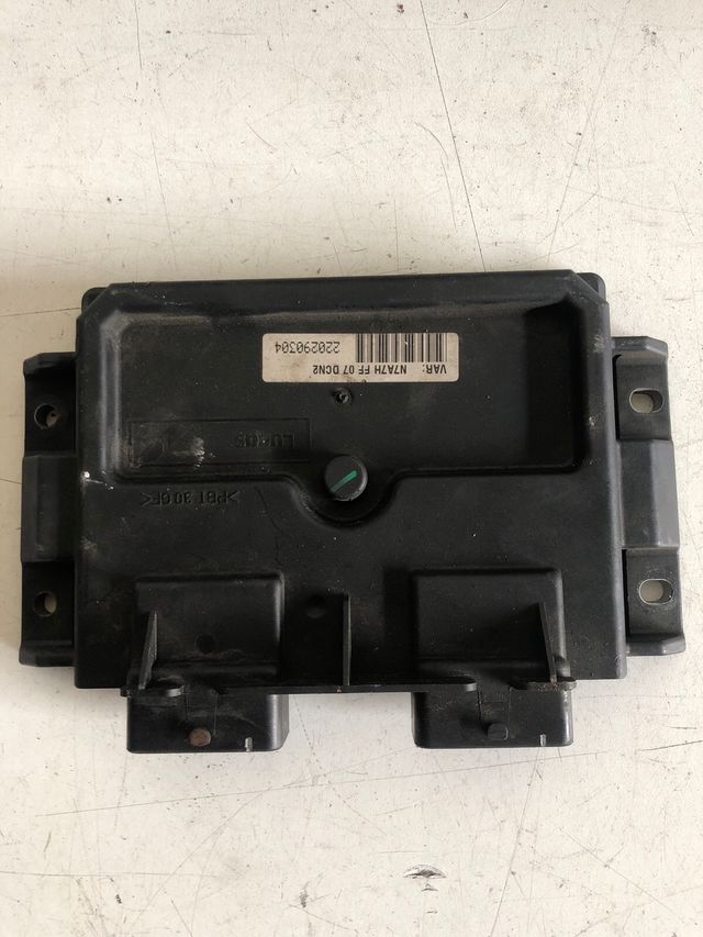 Centralita motor Citroen Xsara 1.9 d Referencia original : 9641390180 - 9646677980