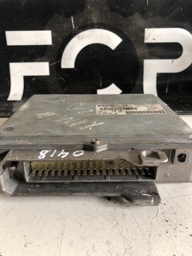 Centralta motor Citroen Xantia 2.0 gasolina Referencia original : 9624518180 Referencia Bosch : 0261204066
