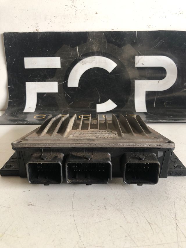 Centralita motor Renault / Delphi Referencia original : 8200911568 -8200785530