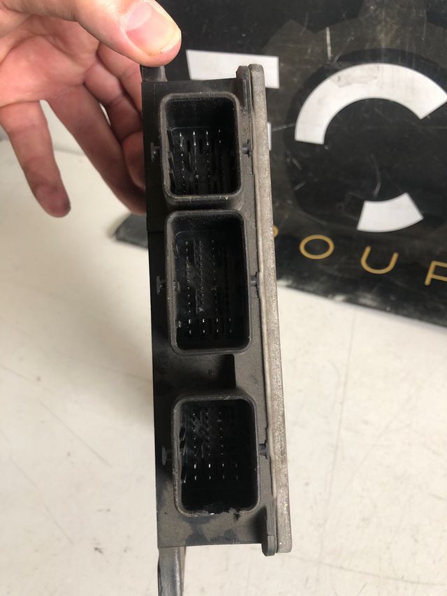 Centralita motor Renault / Lucas Electronic Control Unit LDCR Referencia original : 8200114683 - 8200136328