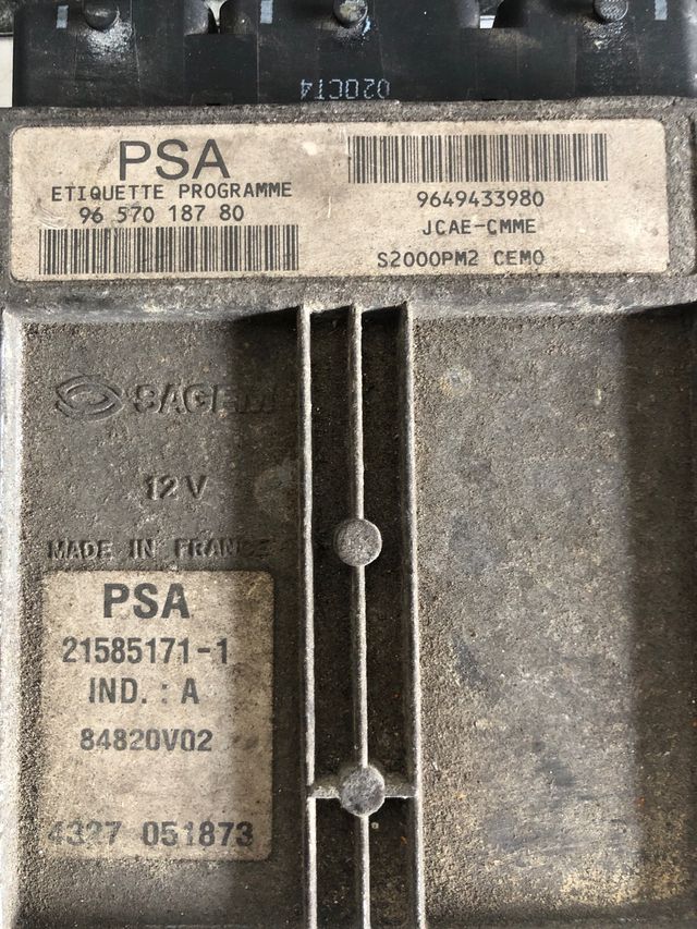 Centralita motor Peugeot - Citroen Sagem 1.4 Gasolina Referencia original : 9657018780 - 9649433980