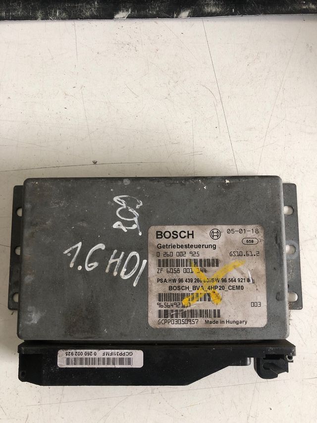 Centralito de caja de cambio automatico Peugeot - Citroen Referencia original : 9656492180 - 9643926680 Referencia Bosch : 0260002925