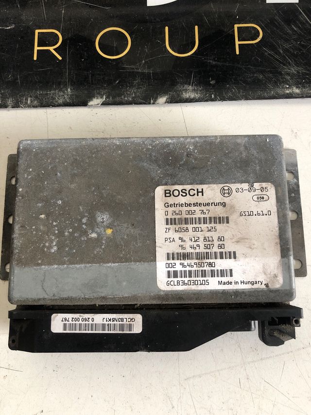 Centralita de Caja de cambio automatico Peugeot - Citroen Refencia original : 9641281180 - 9646950780 Referencia Bosch : 0260002767