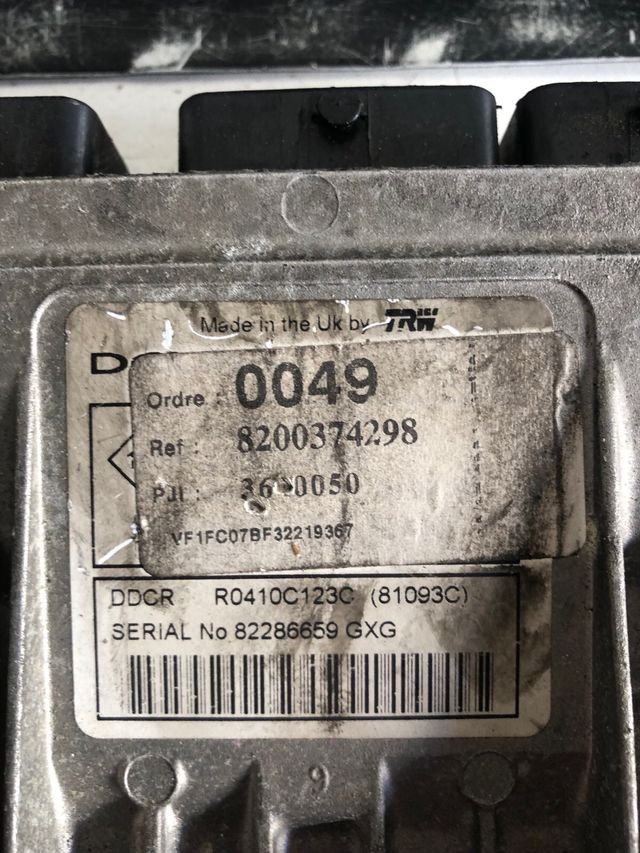 Centralita motor renault / Delphi Kangoo 1.5 DCI Referencia original : 8200374298