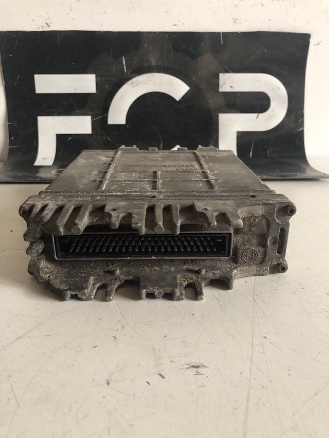 Centralita motor Renault 1.9 DTI Ref : 7700111552 - 7700113863 Referencia Boch : 0281001969