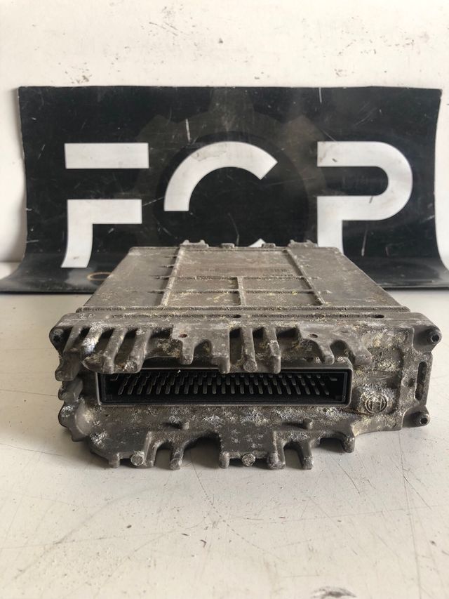 Centralita motor Renault 1.9 DTI Referencia original : : 7700111552 - 8200059883 Referencia Bosch : 0281001969