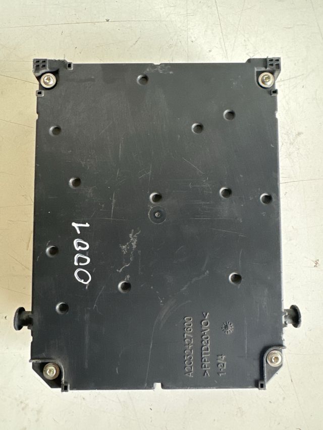 Caja de reles / fusibles BSI-Q03 peugeot / citroën Referencia PSA: 9665547480 Referencia continental: S180121003H