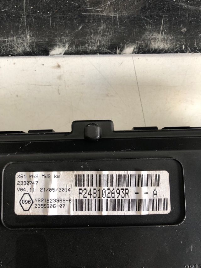 Cuadro de intrumentos Renault Kangoo 3 1.4 TURBO gasolina con 32463km Referencia original : 248102693R