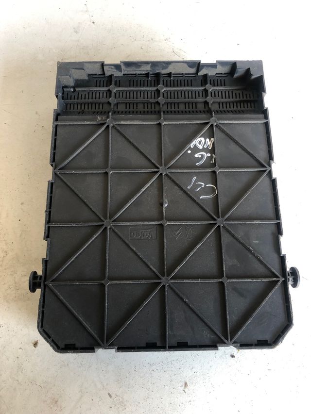 Caja de reles / caja de fusible :  BSI  2004 P09-PP Peugeot - Citroën Referencia original : 9663798580