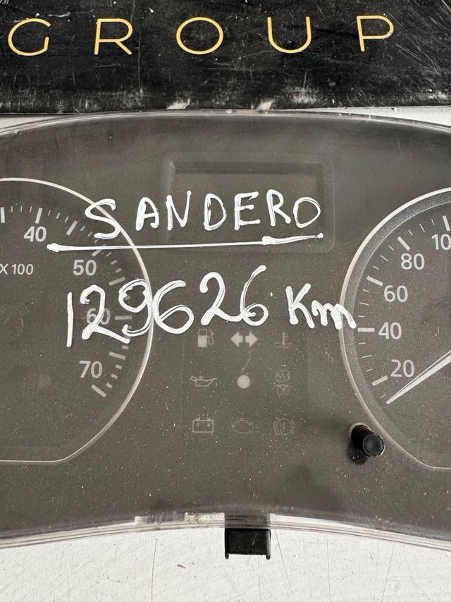 Cuadro de intrumentos Dacia Sandero con 129626 km Referencia original : 248101432R