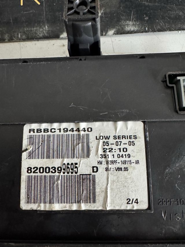 Cuadro de instrumentos Renault Megane 2 1.5 DCI Referencia original : 8200399695