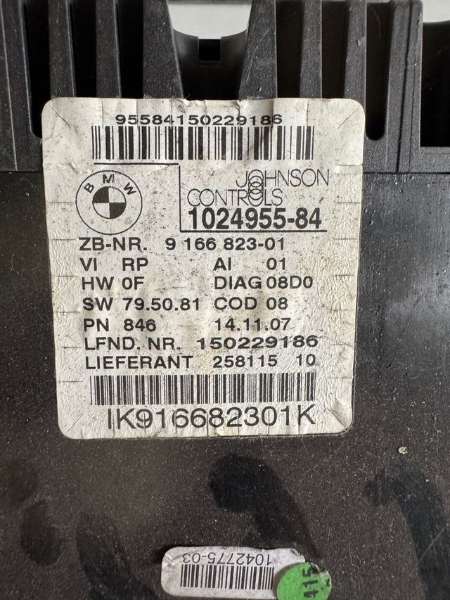 Cuadro de instrumentos BMW Referencia original : 1024955-84 - 9166823-01 - 150229186 - IK916682301K