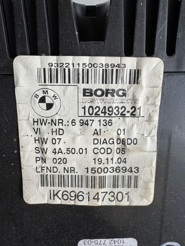 Cuadro de instrumentos BMW 118 I Referencia original : 1024935-21 - 6947136 - 150036943 - Ik696147301