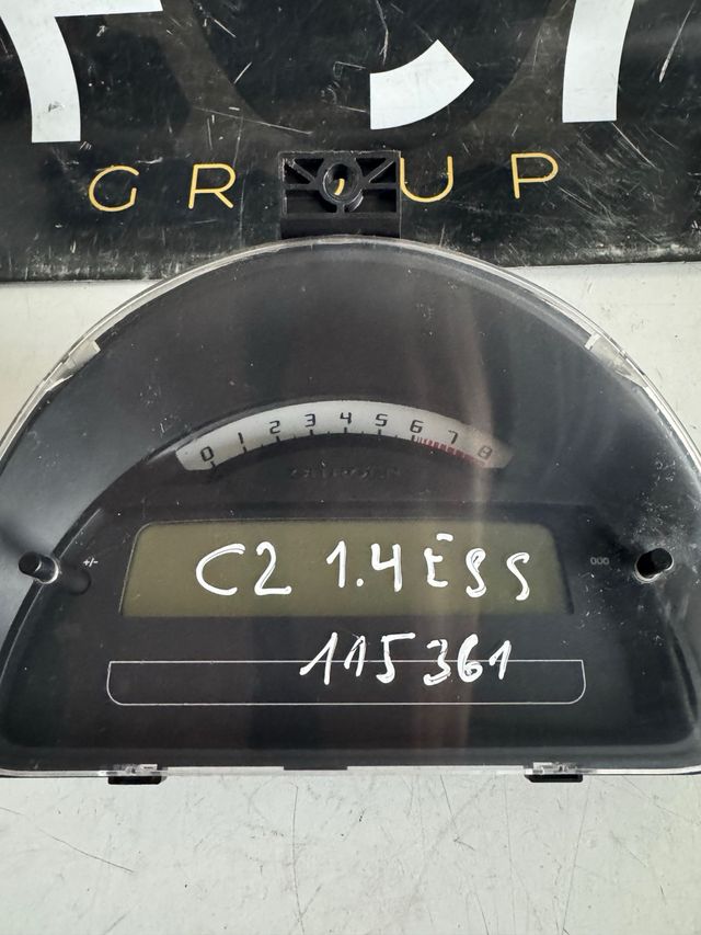 Cuadro de instrumentos Citroen C2 1.4 Gasolina con 115361 km Referencia original : 9660225780