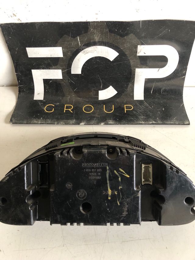 Cuadro de instrumentos BMW E46 318I Referencia original : 0263606070 / 6211-8380144
