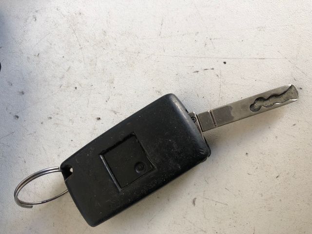 Kit de arranque Citroen Berlingo / Peugeot Partner 1.6 HDI ECU  Referencia Bosch  : 0281013872 / Referencia original : 9664843780